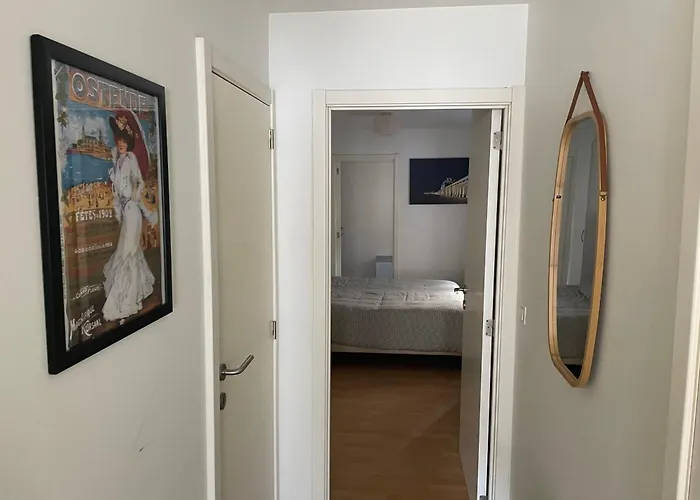 Tolhoren Centrum * 奥斯滕德