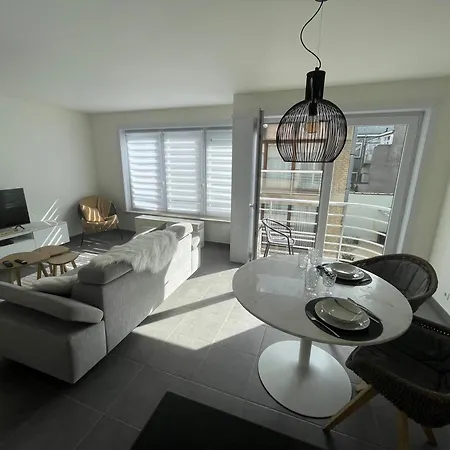 Tolhoren Centrum Apartment *